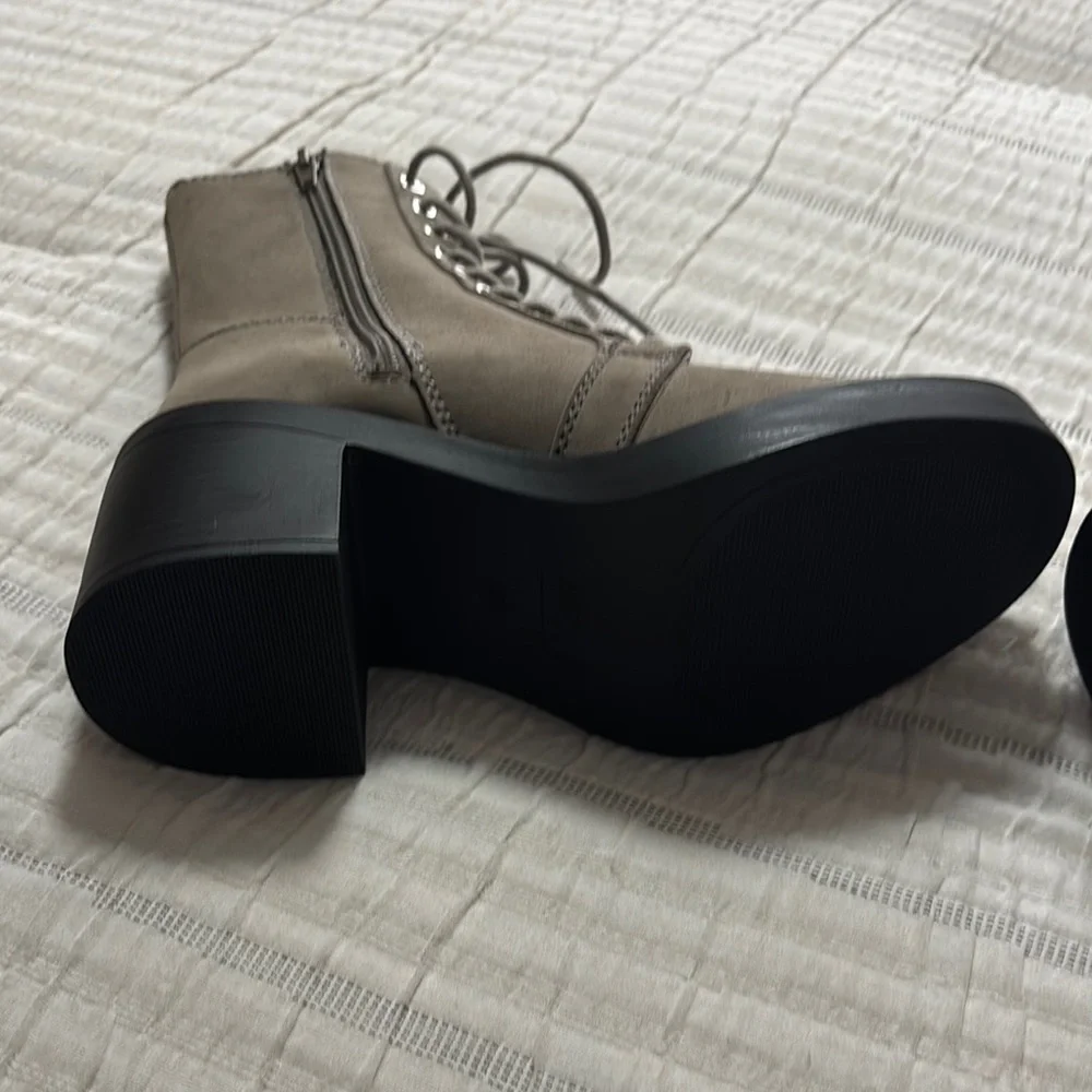 MIA Tan Combat Moto Boots with Rugged Sole - Picture 11 of 15